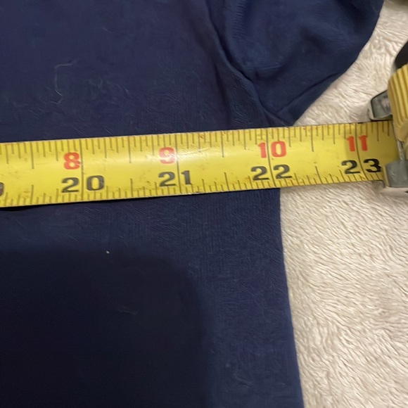 SOLD New York Yankees shirt - Picture 8 of 9